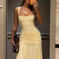 Elegantes Maxikleid mit geraffter Taille & Square Neck – Fließendes Abendkleid in Gelb für Hochzeiten & Festivals