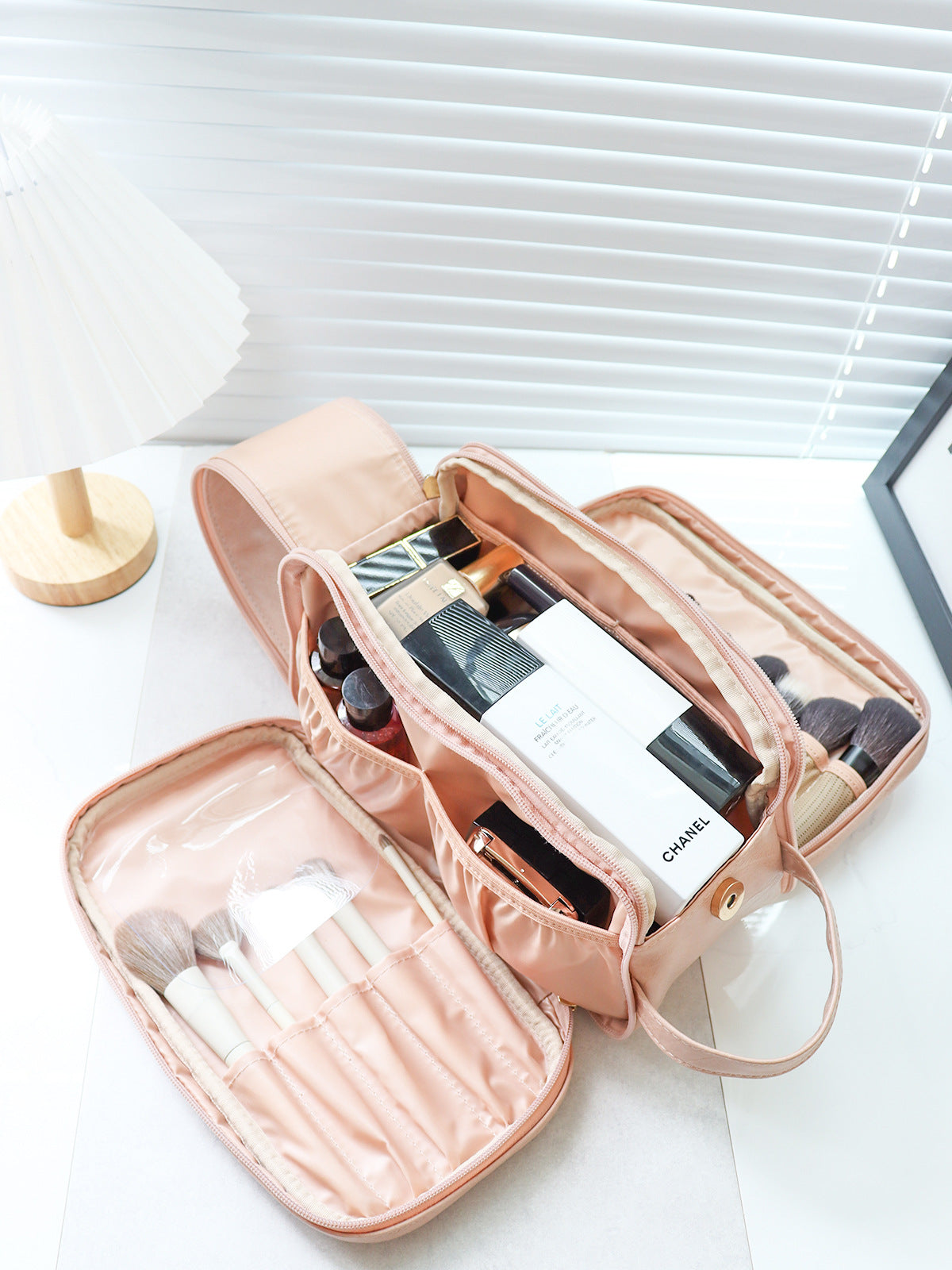 🌸✨Sac à Cosmétiques de Grande Capacité à Huit Compartiments✨