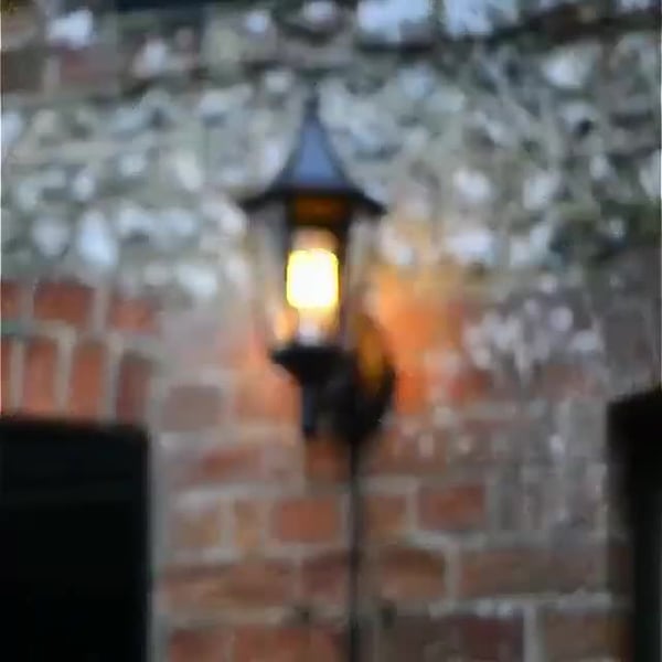 🔥 LED-Flammenlampe mit realistischem Flammeneffekt – warmes Licht, ideal für Dekoration & Atmosphäre