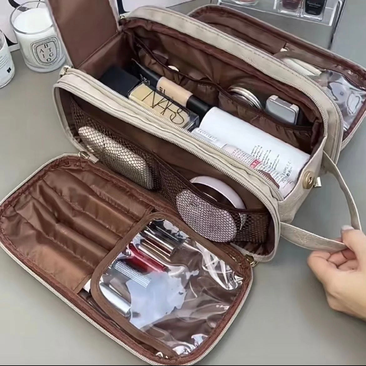 🌸✨Sac à Cosmétiques de Grande Capacité à Huit Compartiments✨
