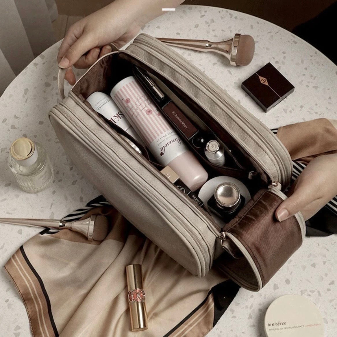 🌸✨Sac à Cosmétiques de Grande Capacité à Huit Compartiments✨