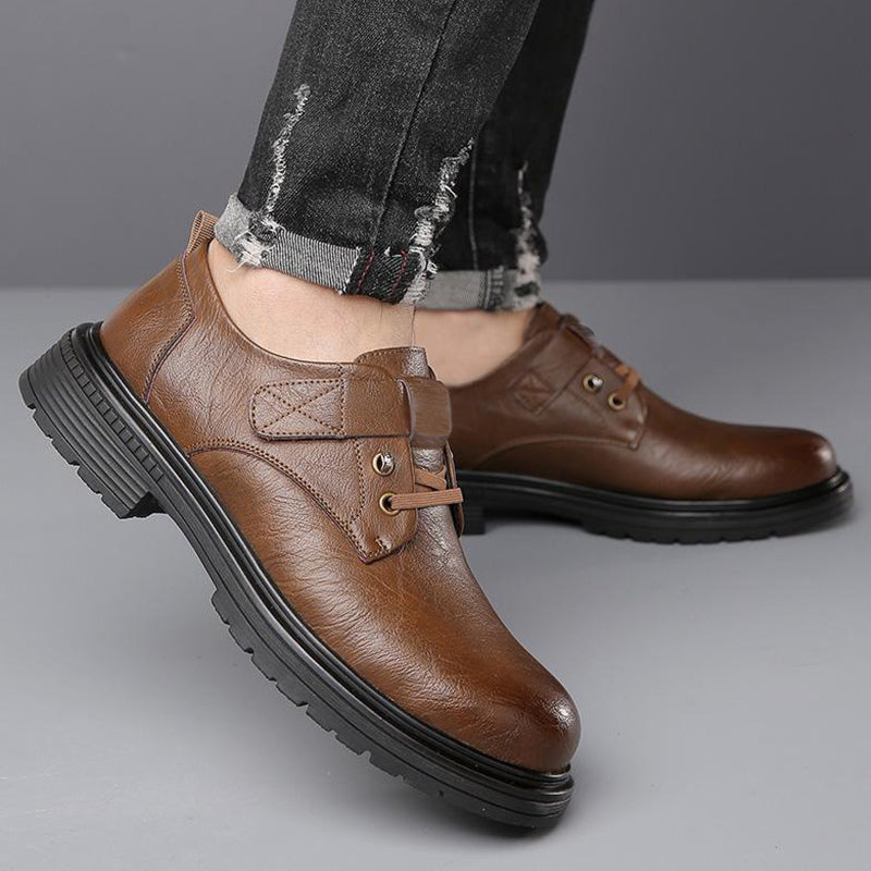 50% RABATT! 🚨Atmungsfreie Retro -PU -Leder -Softroshese von Männern