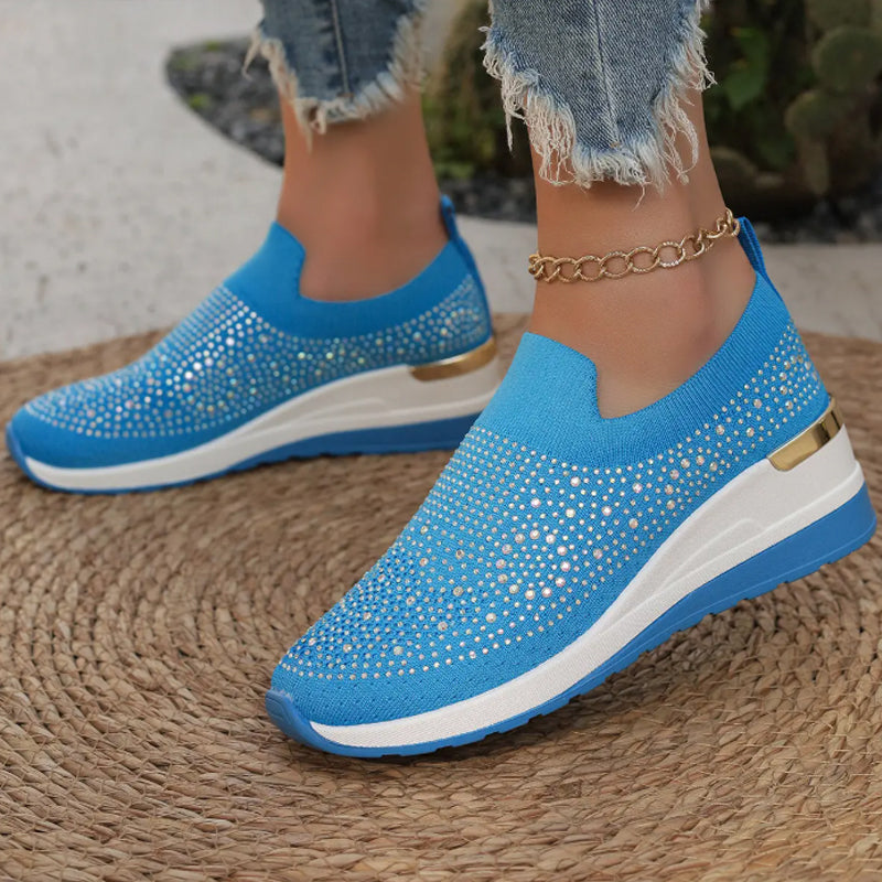 👟🔥 50% RABATT! Lässige Slip-on-Sneakers aus Mesh-Gewebe mit Strasssteinen – Atmungsaktiv, glamourös, perfekt für warme Tage 💎💨