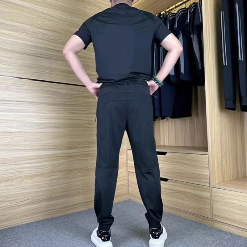 👕👖 Lässiges Stretch-Set für Herren aus Eisseide mit T-Shirt und Hose – 50% RABATT! Kühlend, atmungsaktiv & perfekt für Sommer, Sport & Alltag ❄️