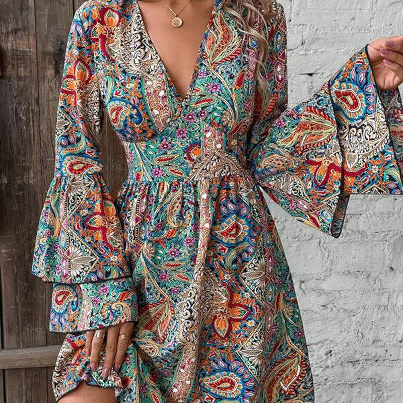 👗 50% RABATT! 🌸 Damen elegantes Kleid mit Paisley-Muster, V-Ausschnitt & ausgestellten Ärmeln – Fließend, verspielt & perfekt für Sommer, Urlaub oder besondere Anlässe ✨