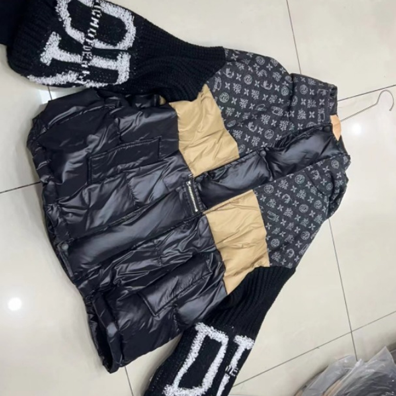 🎉Heißer Verkauf 50% ⚡💖Damen Steppjacke mit Kapuze, Strickärmeln und Patchwork-Design
