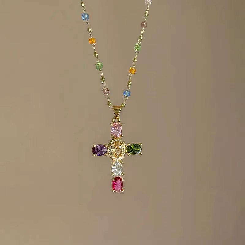 🎉Heißer Verkauf 50% ⚡💖Farbenfrohe Strass-Kreuz-Anhänger Halsketten