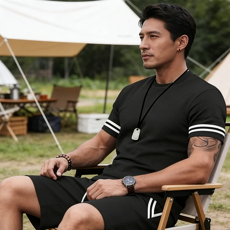 👕 57% RABATT! 🔥 2-teiliges Set aus Gestreiftem T-Shirt & Shorts für Herren – Lässiger Look, Bequemer Schnitt & Perfekt Für Warme Tage ☀️