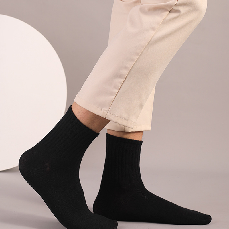Bequeme, atmungsaktive Socken für Damen und Herren