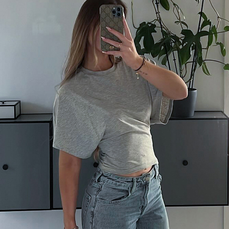 👚 50% RABATT! ☀️ Damen Sommer Chic – Tailliertes T-Shirt – Figurbetont, luftig & vielseitig für warme Tage 🌸