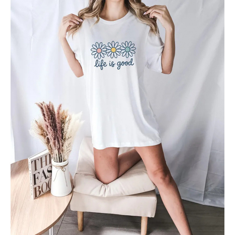 👕🌼 "Life is Good" T-Shirt mit Gänseblümchen-Muster – 50% RABATT! Lässig, atmungsaktiv & perfekt für Sommer, Stadt & gute Laune ☀️