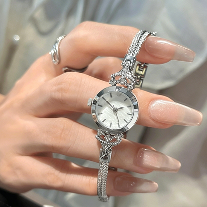 ⌚ Elegante Damenuhr mit Perlmuttzifferblatt – ✨ schimmert in Pastelltönen | 💎 Edelstahlgehäuse | 🦋 italienisches Lederarmband
