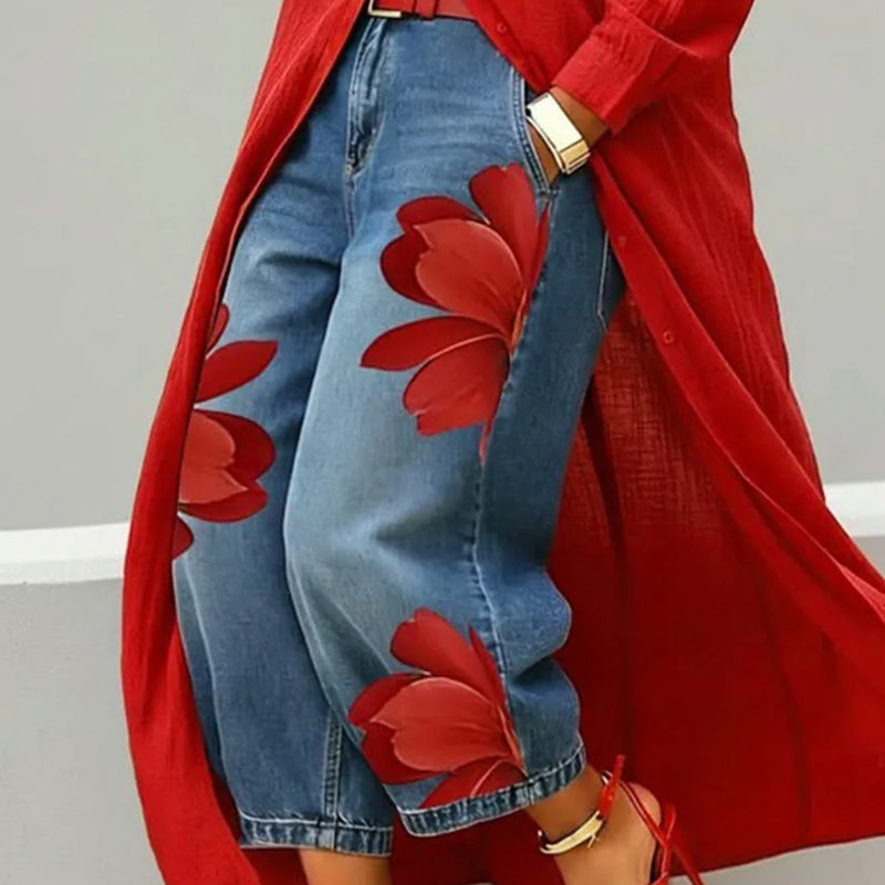 👖🌸 50% RABATT! Damen Weite Jeans mit künstlerischer Blumenapplikation – Lässig, figurbetont & perfekt für Alltag, Büro oder Date ✨