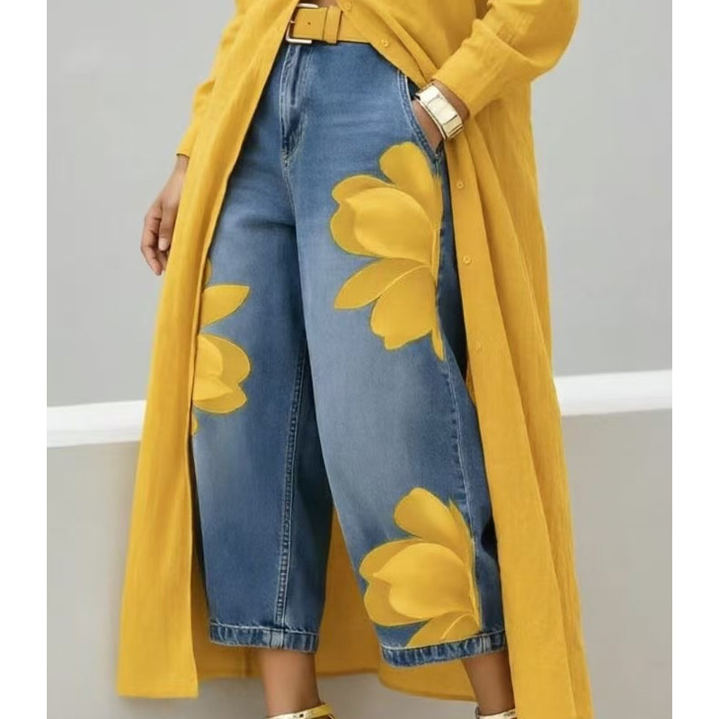 👖🌸 50% RABATT! Damen Weite Jeans mit künstlerischer Blumenapplikation – Lässig, figurbetont & perfekt für Alltag, Büro oder Date ✨
