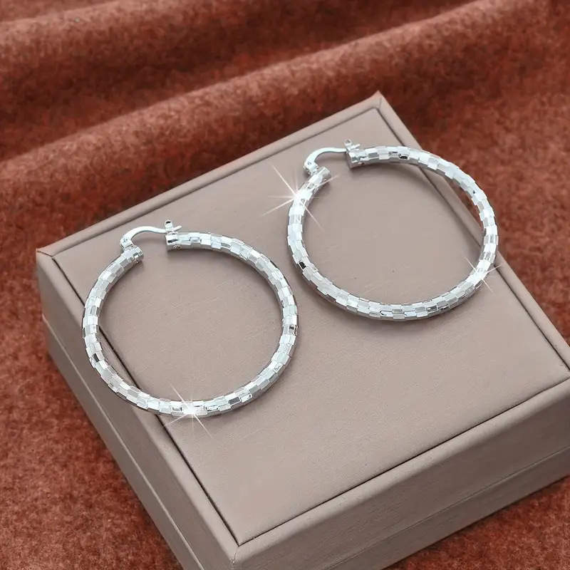 💫 ZEITLICH BEGRENZT 50% RABATT! 💥 Damen Minimalistische Strukturierte Creolen – Diamantschliff, Schnappverschluss, Alltäglicher Glanz ✨