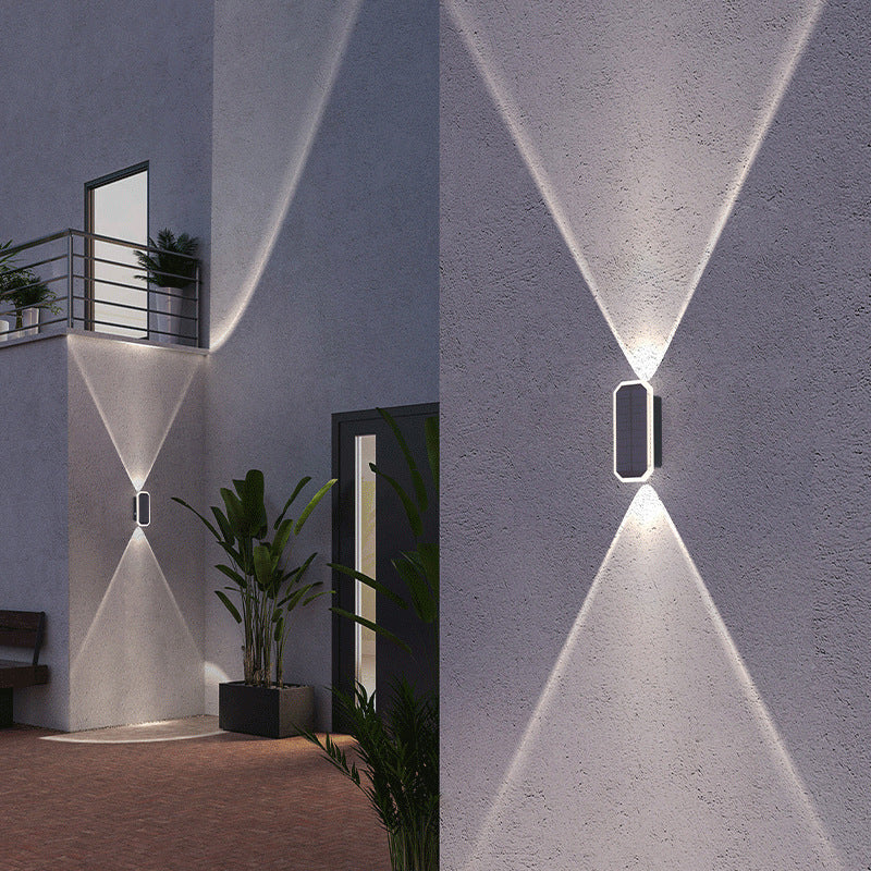 ☀️ 50% RABATT! 💡 Solar-Wandleuchte – Auf & Ab Licht & wandmontiert ✨