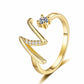 💍⏰ 50% RABATT – NUR FÜR KURZE ZEIT! Damen Ring mit Buchstaben – Funkelnde Zirkonia-Verzierung, verstellbare Größe & elegantes Design ✨