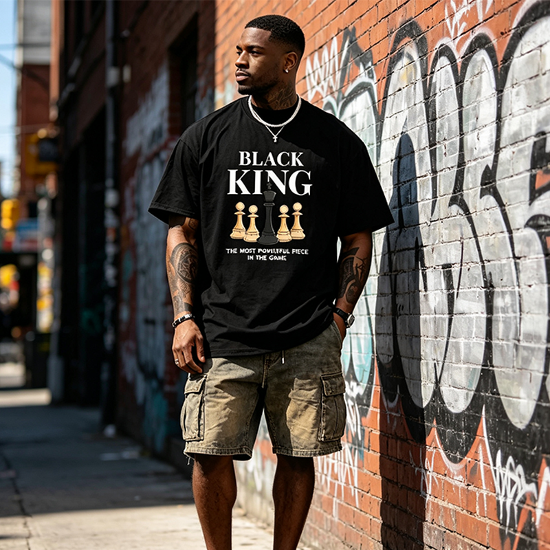 👕 50% RABATT! ♟️ Übergroßes Herren-T-Shirt mit Schachbrett- & Slogan-Print – Lässig, bequem & stylisch – Perfekt für den Alltag 🛍️