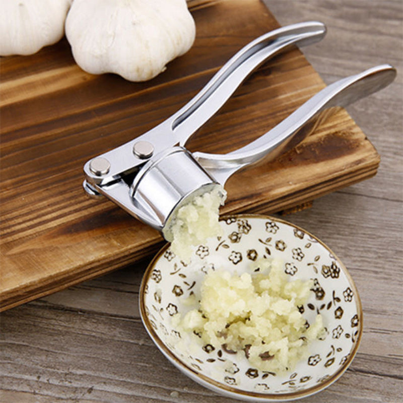 🧄 50% RABATT! 🔪 Manueller Knoblauch- & Ingwerzerkleinerer aus Edelstahl – Schnell, mühelos & einfach zu reinigen – Ideal für die tägliche Küchenarbeit 🍳