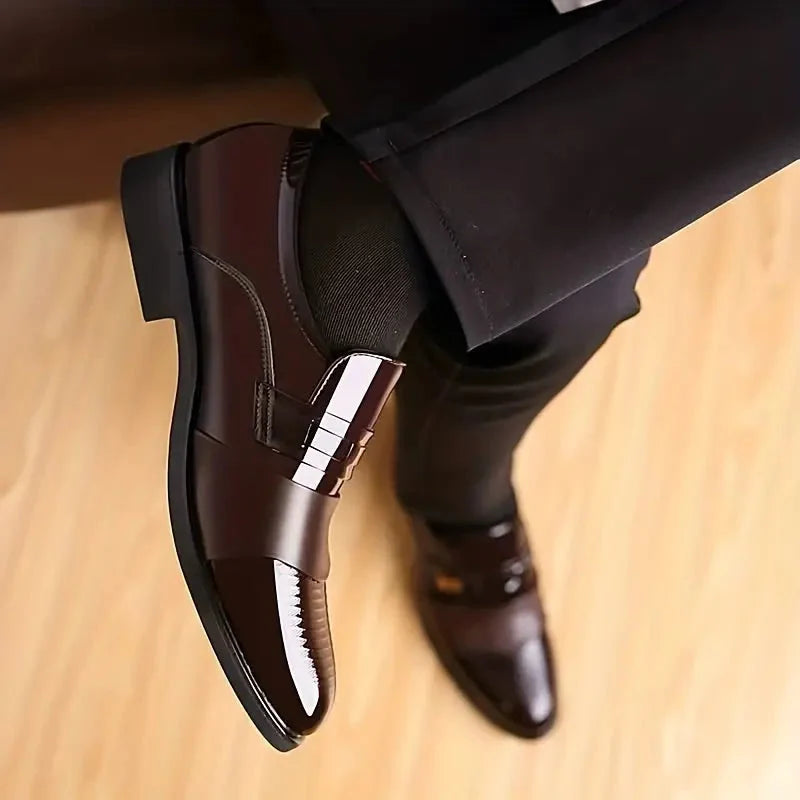 🔥Neuer Stil🔥Formelle Herrenschuhe aus Leder mit spitzer Zehe, bequem und rutschfest