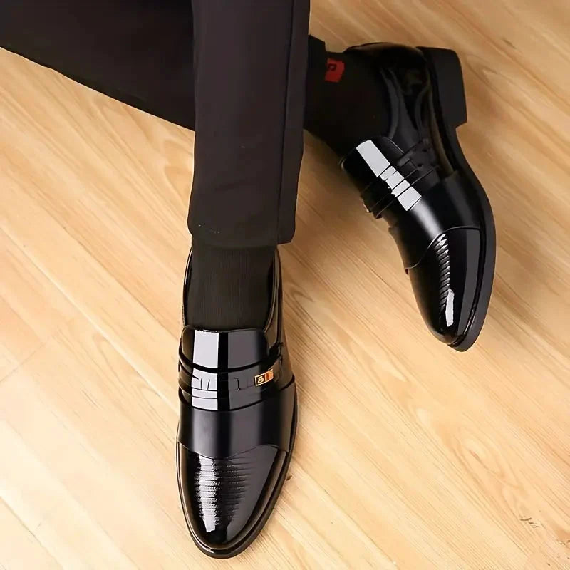 🔥Neuer Stil🔥Formelle Herrenschuhe aus Leder mit spitzer Zehe, bequem und rutschfest
