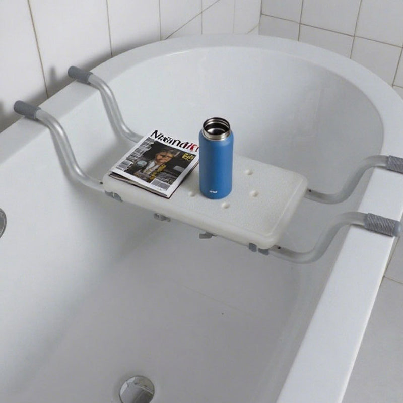 Rutschfeste Sitzplatte für die Badewanne